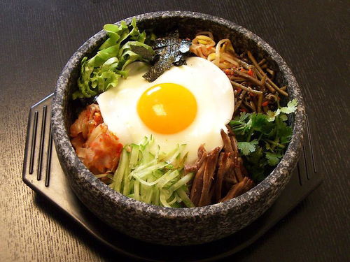 美石記石鍋拌飯加盟指南 費用、條件與代理優勢解析